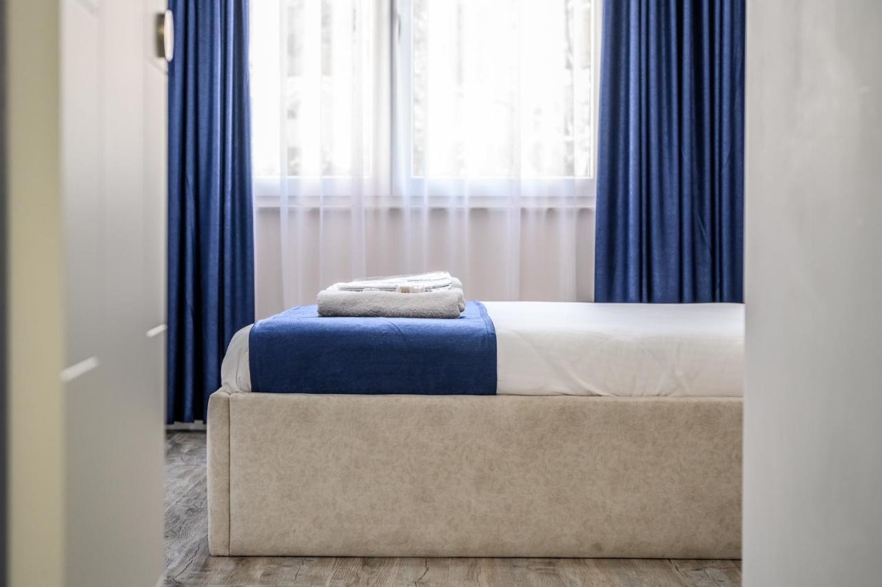 Miku Apartment-Modernly Designed Downtown Tirana Extérieur photo